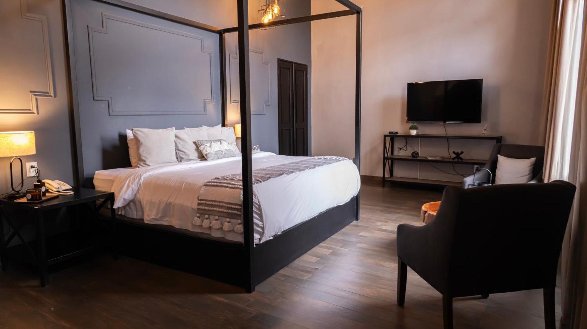 Hotel Plaza De Armas 4*
