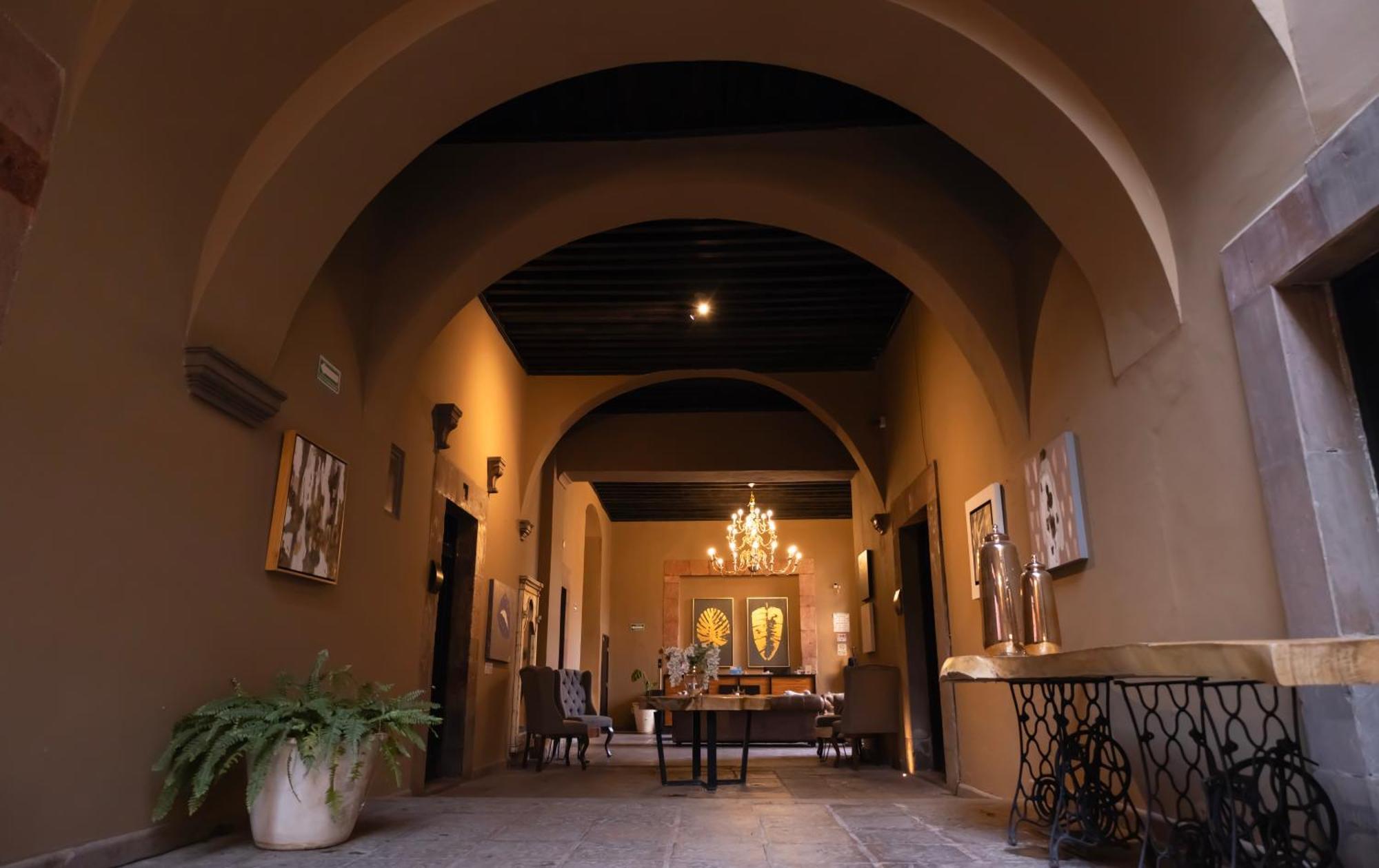 Hotel Plaza De Armas 4*